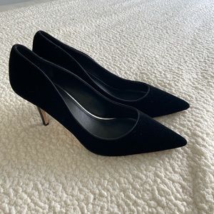 White House Black Market suede pumps